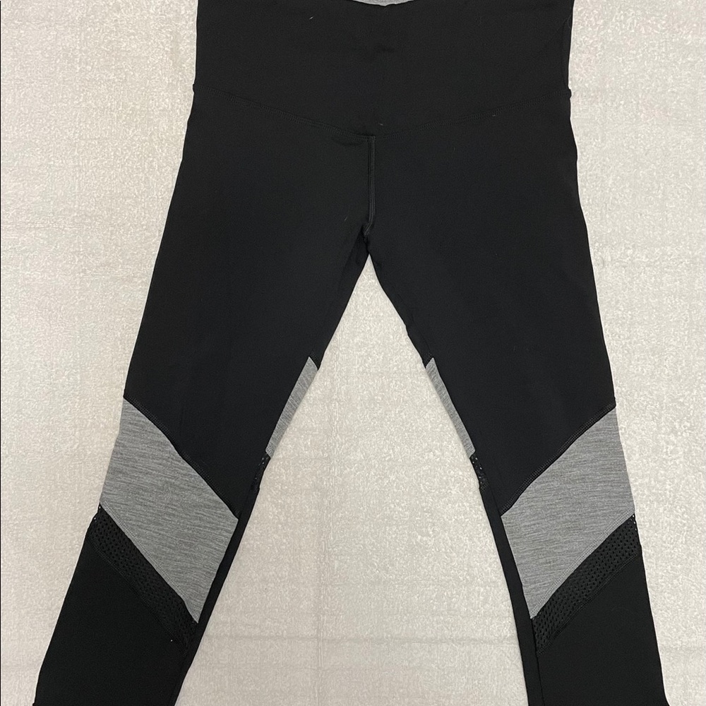 EUC Lorna Jane Crops! Black w/ grey & mesh detail